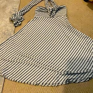 Elan Women's Gray and Black Striped Convertible